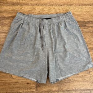Lululemon Surge Short 6” Grey XL EUC